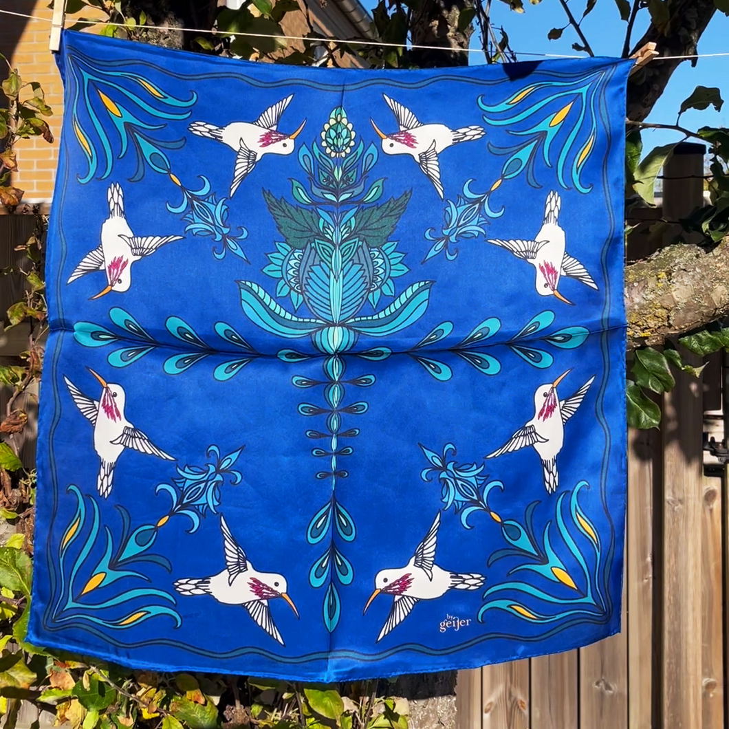 Sjal i 100 % siden - Dansande fåglar - By Geijer