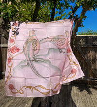 Load image into Gallery viewer, Scarf in 100% Silk - Pink pheasants in light powder pink - By Geijer