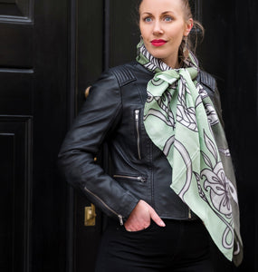 Scarf in 100% Silk - Panthers in green - By Geijer